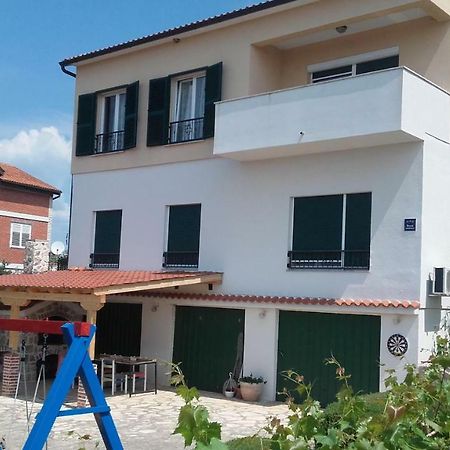 שיבניק Amadrian Apartments מראה חיצוני תמונה