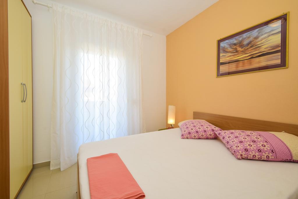 שיבניק Amadrian Apartments מראה חיצוני תמונה