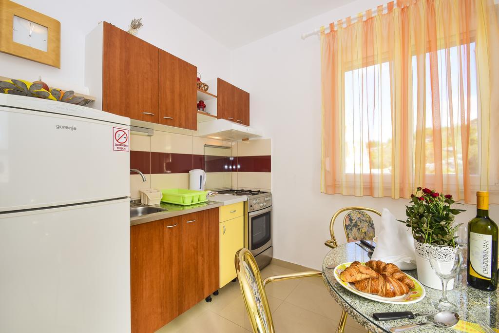 שיבניק Amadrian Apartments חדר תמונה