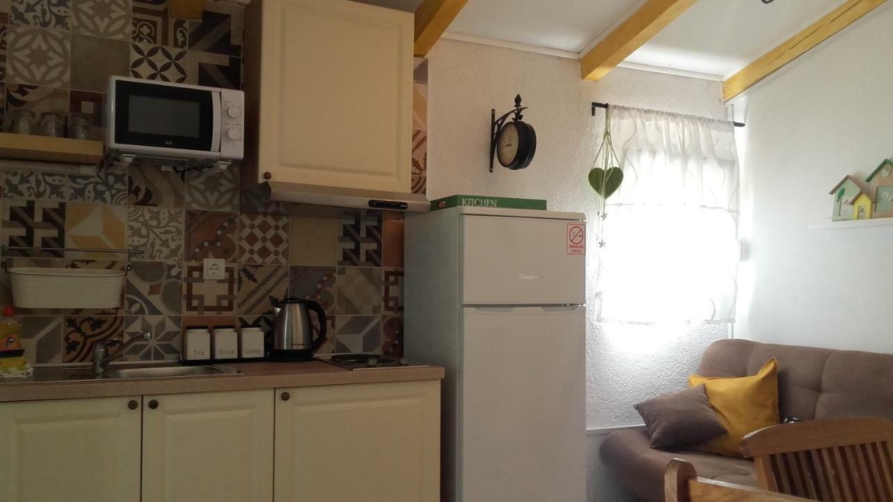 שיבניק Amadrian Apartments מראה חיצוני תמונה